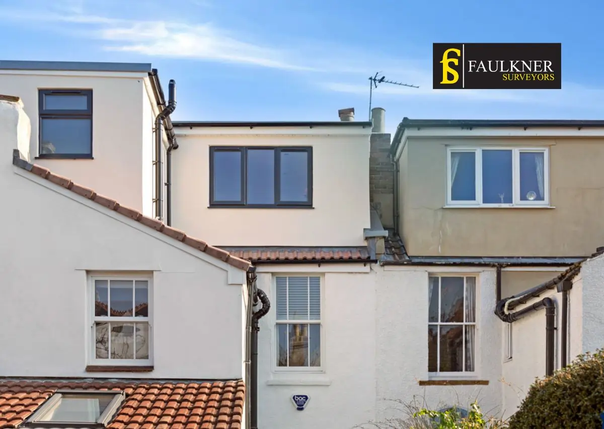 Party Wall Vs Boundary Wall : The Law, The Rights, and Your Options 3 Party Wall Ipswich : What Should You Do If Your Neighbour Builds Over the Shared Boundary Ipswich?